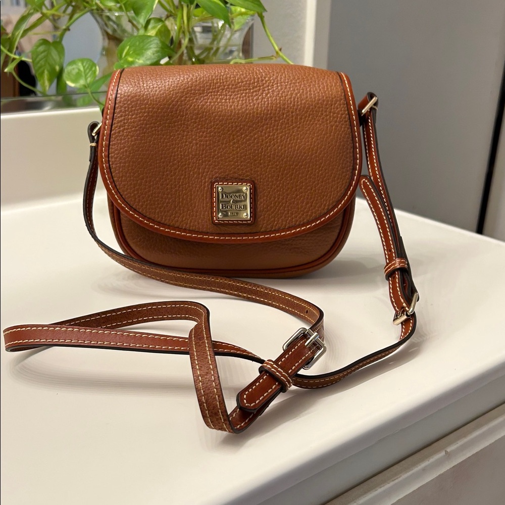 Dooney & Bourke Tan Leather Crossbody Bag